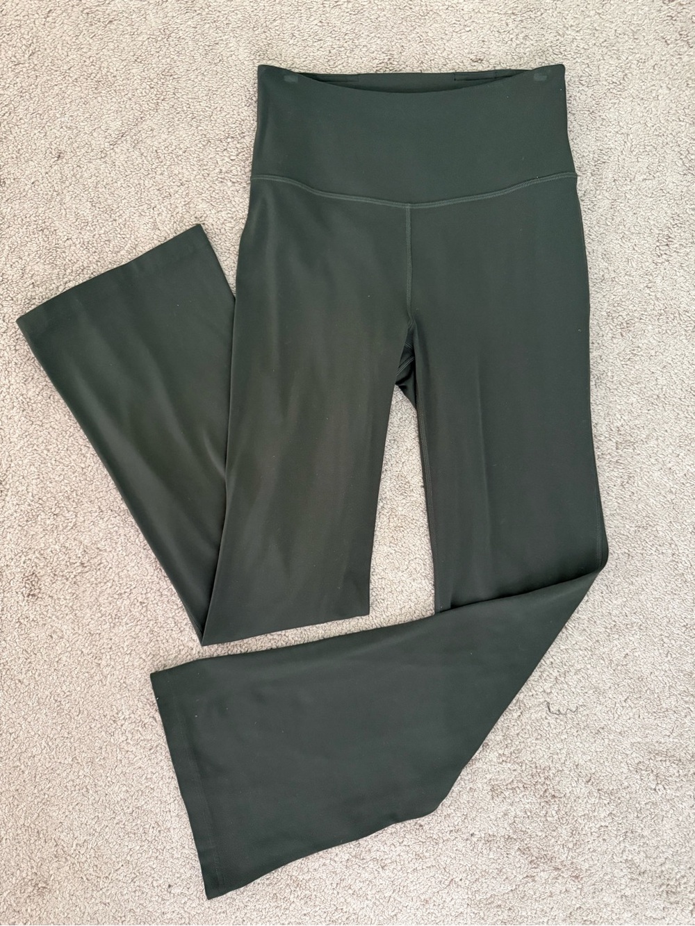 lululemon athletica Groove Super High-Rise  Flare Pant Nulu Size 6